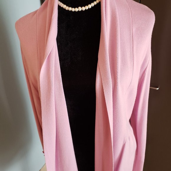 Pretty in Pink Cardigan Cyrus sized XL - Picture 2 of 8